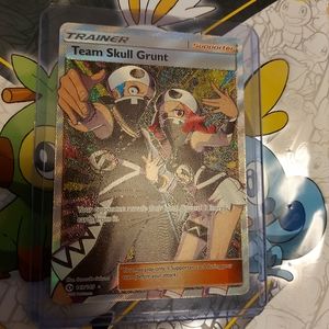 Team Skull Grunt - 149/149 Sun & Moon Full Art Ultra Rare Holo Pokemon Card